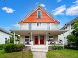 18031 Larchwood Ave Cleveland