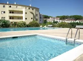 Apartamento a 100 MTS playa,con dos piscinas