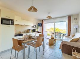 Le Cosy Vignes - Piscine partagée, Hotel in Azille