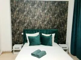 Edgar Apartment