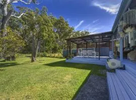 Happy House - Pet Friendly - 5 Min Walk to Beach