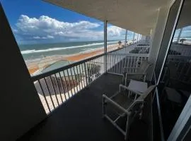 Coastal Comfort Beachfront On the Ocean Condo