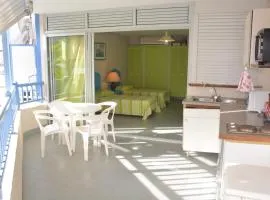 studio charmant proche de la plage