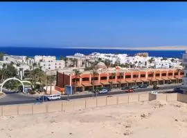 كمبوند الكرداني منطقة عاربيا كورنيش الغردقة