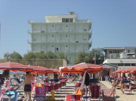 Hotel Italia, hotel din Senigallia
