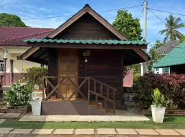 Capital O 91227 Chalet D'bendang Mak Teh