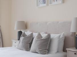 City Stay Apartments - Hub: Milton Keynes şehrinde bir otel