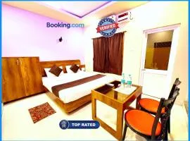 Hotel Inn Blue Sagar -Lift & Parking Facilities - Room Service & Restaurant - Garden - free wifi - Boutique Collection and Unique Room Decoration # Best Hotel In Puri