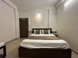 Majestic Heights Hotel