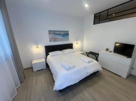 Luxury BaseFCO - Vicino Aeroporto e Mare，位于Isola Sacra的豪华酒店