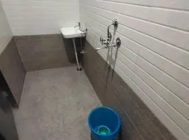 Alok Guest House