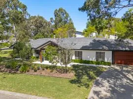 Jacaranda Amber The Vintage Golfside Luxe Villa Hunter Valley