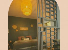 Villa Leone Rénové à 500m de la Plage, hotel u gradu 'Dunkerque'
