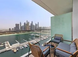 Luxury Beachfront Apartment