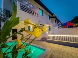 ll EMPYREAN STAY ll SUNFLOWER VILLA ll 3BHK ll AC ll PVT POOL ll FREE WIFI ll
