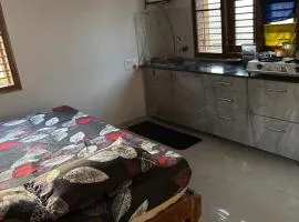 Private Room with Kitchen for Decent Couples & Families