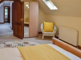 Tamarchan Lodge