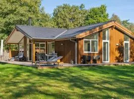 Holiday Home Ovine - 1-2km to the fjord by Interhome