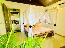 Elure Cafe and Stays