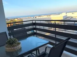 Salt & Kozee 2BR Cozy Flat with Pool Access - Near Beaches