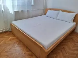 RIVIJERA LAKES Ada Studio