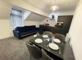 Stylish Flat 1BR Sofa Bed Walk to Pier & Tower