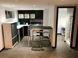 Appartement au calme, à 15 min de Montréal, Ferienwohnung in Longueuil