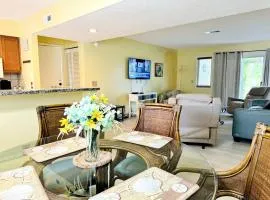 Awesome 1st floor 2BR apartment at Bay Tree