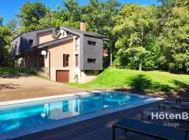 Villa Les Chabannes Pool Billiards & Leisure