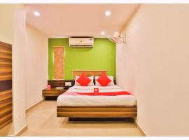 Hotel S-R Palace Near City Bus Stand - Fully Air Conditioning Hotel - Luxury & Spacious Room -Best Hotel In Bhubneshwar, ξενοδοχείο σε Cuttack