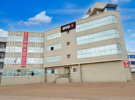 Hotel O Pearl Inn Executive, hotel din Chakan