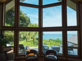 Monterey House by SANA