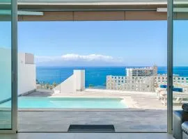 Fabuloso Bungalow con Vista Panorámica y Piscina Privada.