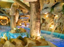 Aquashow Park Hotel, ξενοδοχείο με υδρομασάζ σε Quarteira