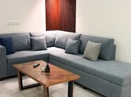 شقة مميزة بغرفة نوم وصالة