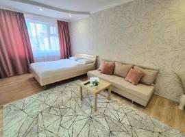 Однокомнатная на Мажита Жунисова 179, ubytov&aacute;n&iacute; v soukrom&iacute; v destinaci Uralsk