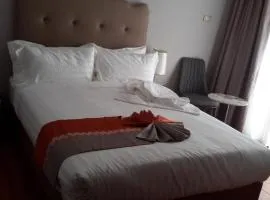 Yofel Hotel