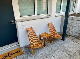 Gemütliches Studio mit Sitzplatz, cheap hotel in Altdorf