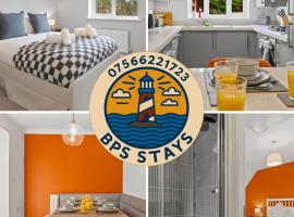 ST Helens 5 beds 3bath Fast WIFI Parking, hotel en Saint Helens