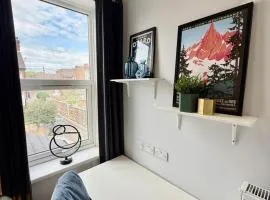 5 Bed 2 Shower Home