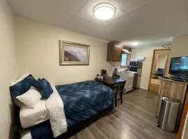 Cozy studio, walk to downtown, near restaurants
