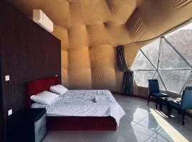 Rum Awaad luxury camp
