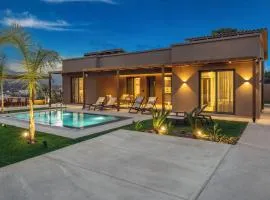 Luxury Villa Dione with private pool by Kalles Homes & Suites