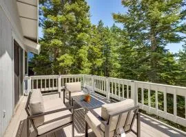 3 Mi to Lake Tahoe Forest-View Sanctuary with Deck!