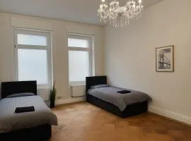 Offenbach 200 m2 9 Betten O2 EG