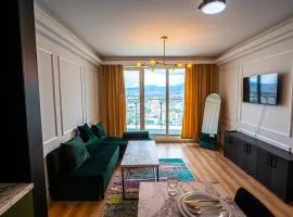 32 Floor 1BR Apt with Spa & Fitness