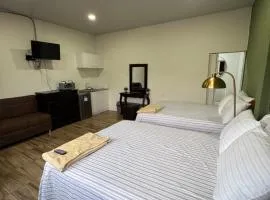 Emmitas room
