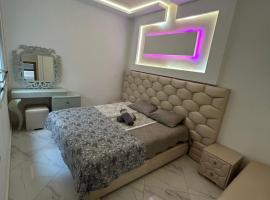 Appartement 3 kamers tetouan-Azla Beach 300 meter van het strand, hotel i Tétouan