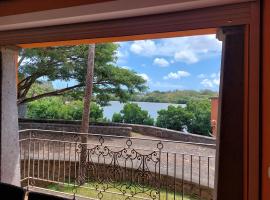 2 bed room house at Port Chambly, hotel in Terre Rouge