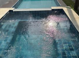 Casa encantadora com Piscina,Prainha e SPA, hotel v destinaci Penha